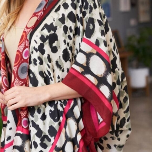 COLORFUL KIMONO - Picture 3 of 7